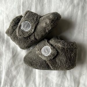UGG Baby Infant Bixbee Bootie in Charcoal Size 0/1